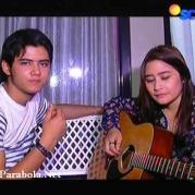 Aliando dan Prilly Latihan Gitar 2