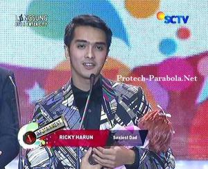 Kategori Sexiest Dad Ricky Harun