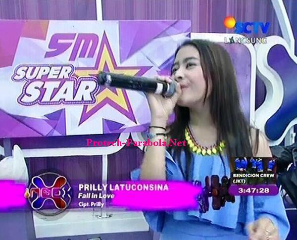 Prilly Latuconsina Lagu Falling In Love