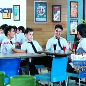 Foto Stefan William Bareng Pemain Anak Jalanan